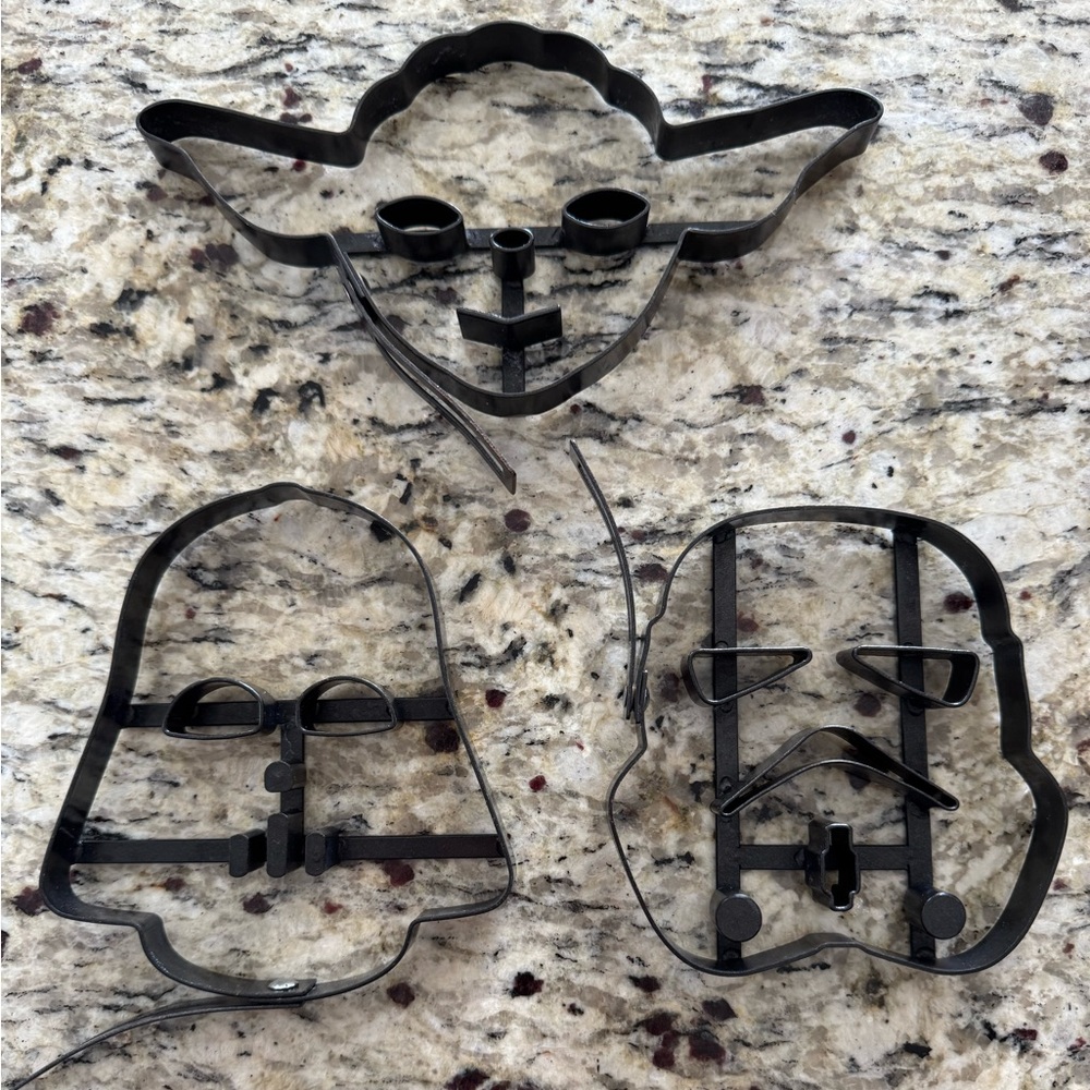 Williams Sonoma Star Wars pancake molds